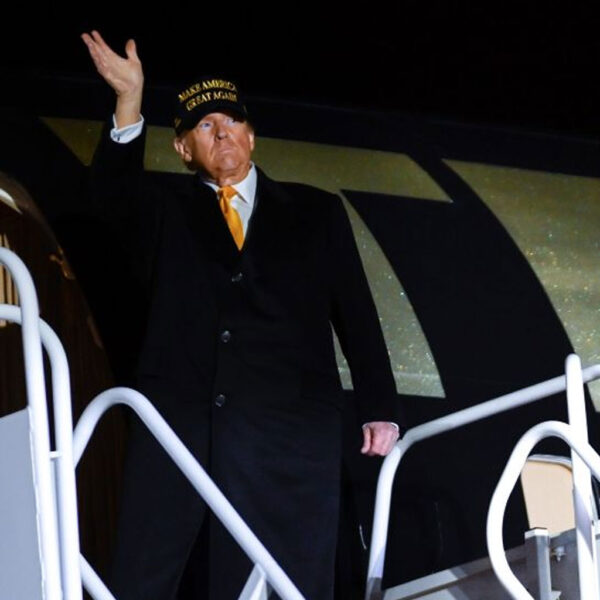 Trump Gold Dark MAGA Hat