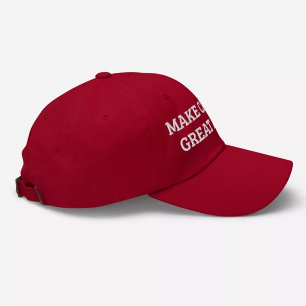 MAKE CANADA GREAT AGAIN HAT