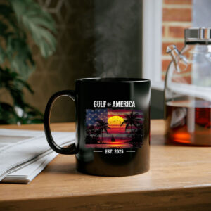Welcome To America's Gulf Retro Vintage Beach Mug